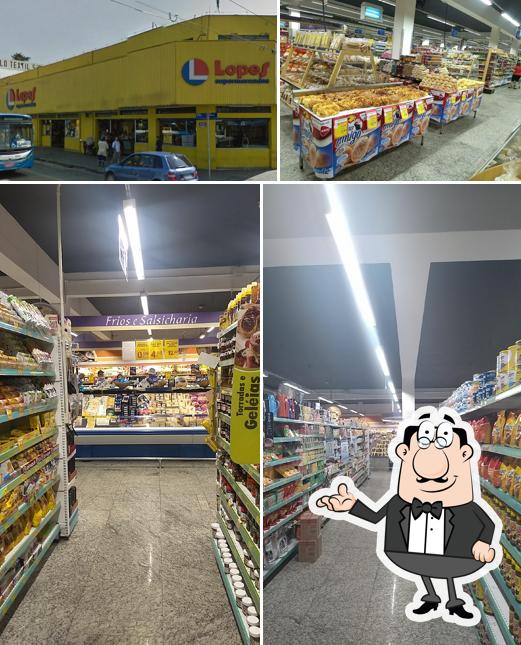 O interior do Lopes Supermercados