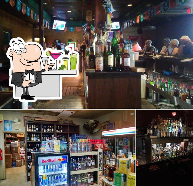 Brass Monkey, 5561 Overseas Hwy in Marathon Restaurant reviews