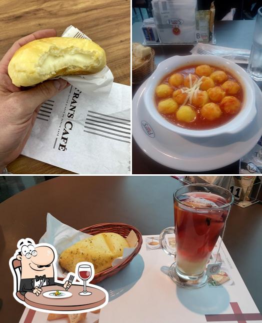 Platos en Fran's Café