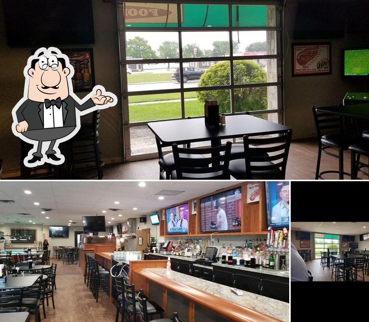 Slip Mahoney's in Riverview Restaurant menu and reviews