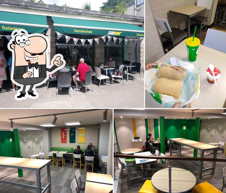 Installez-vous à l'une des tables de Subway