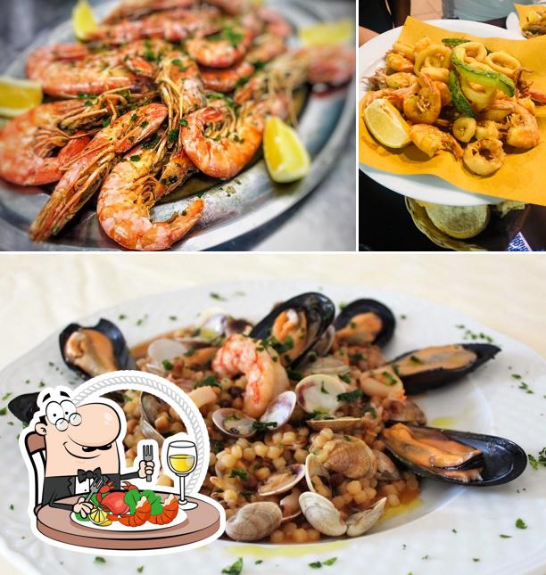 Order seafood at Ristorante S'Incontru