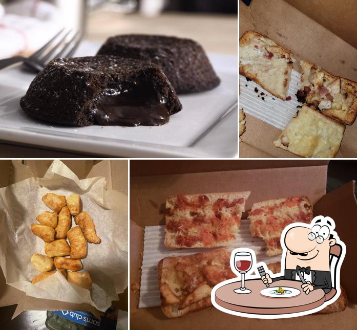 Domino's Pizza in Cocoa Restaurant menu and reviews