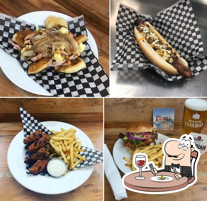 Mill Creek Pub and Restaurant in Grand Valley Restaurant menu and reviews