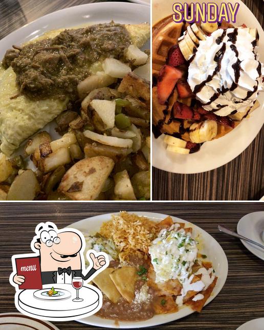 Skillet's Cafe in Corona Restaurant menu and reviews