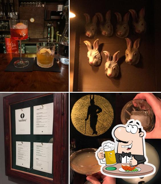 The Rabbithole Bar bietet eine Mehrzahl Biere