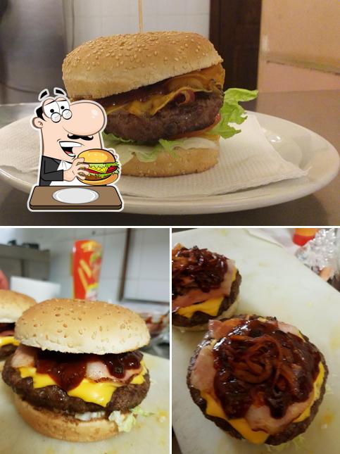 Concediti un bell'hamburger a Fly Over Bridge