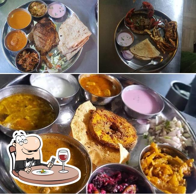 Meals at Gajalee Hotel (best homemade seafood)