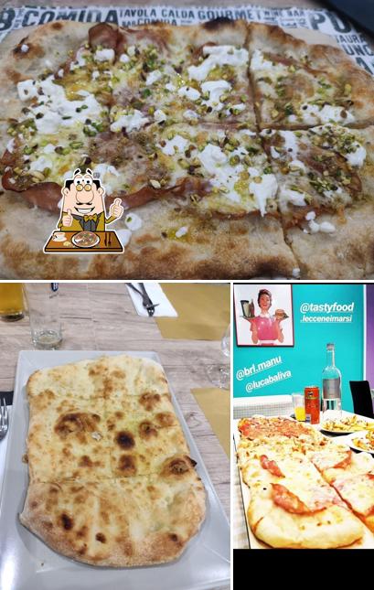 Scegli una pizza a TRATTORIA MODERNA Tasty food