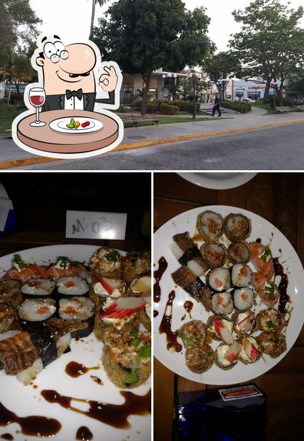 A Praça Coluna Da Hora se destaca pelo comida e interior