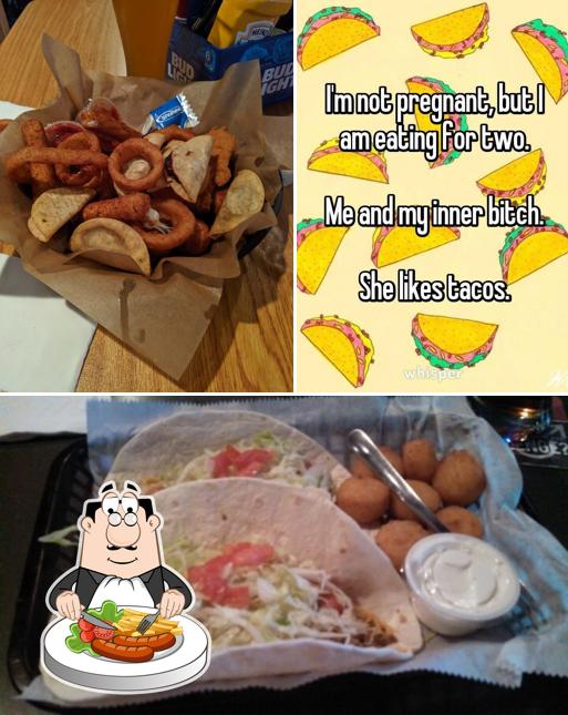 Jumpers Sports Bar & Grill in Dubuque Restaurant menu and reviews