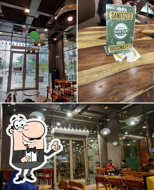 Check out how Chaayos Cafe at Advant Noida looks inside