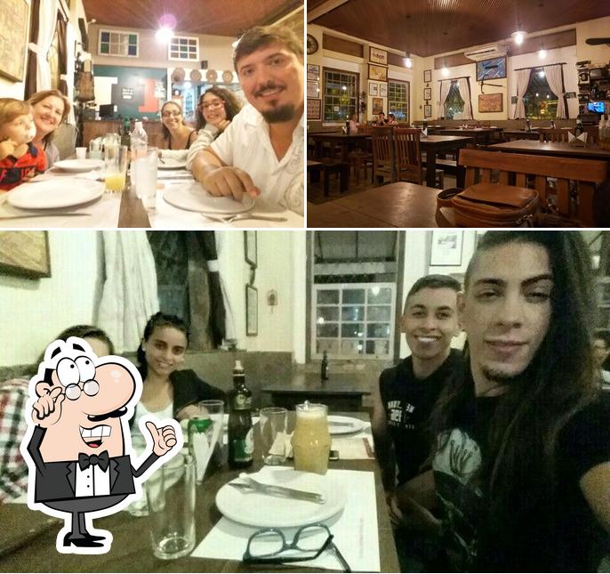 O interior do Graminha Pizzaria Santos