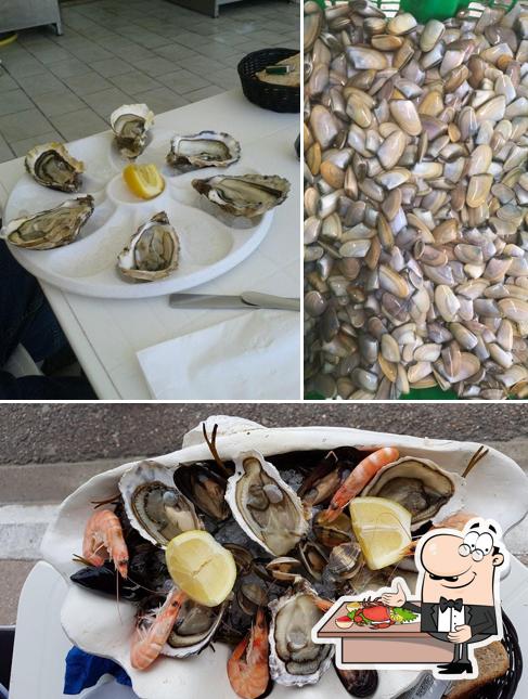 Prenez des fruits de mer à L'aquarium