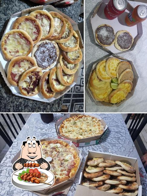 Comida em Pizzaria e Esfiharia Santos