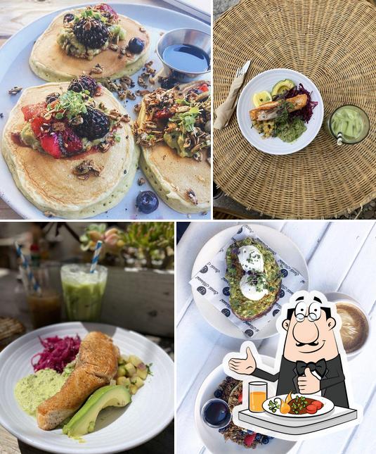 Blueys Santa Monica in Santa Monica Restaurant menu and reviews