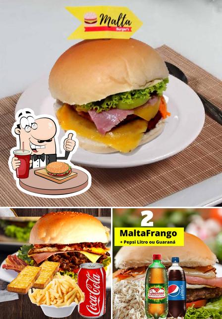 Experimente um hambúrguer no MALTA BURGER'S