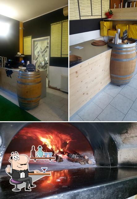 Siediti a un tavolo di Braccio di ferro