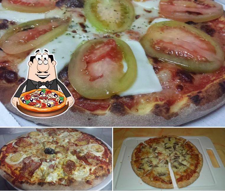 A La Preferita Pizza E Cucina, puoi prenderti una bella pizza