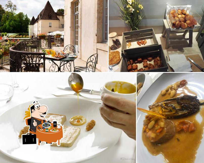 Try out seafood at Château de Gilly