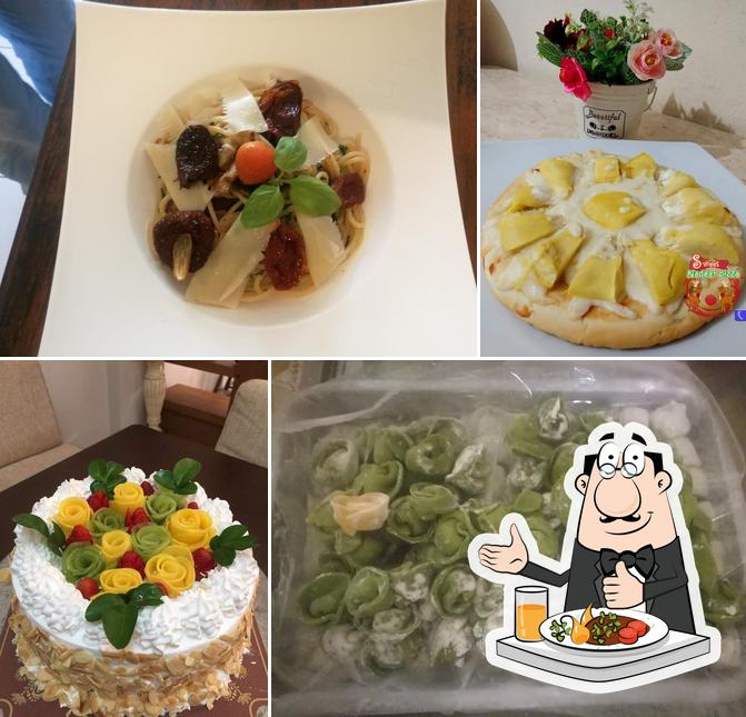 Nadia Pizza (นาเดียร์พิซซ่า) restaurant, Ubon Ratchathani, 7V4M+7GW ซอย