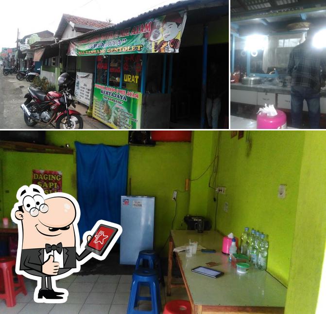 Pondok Bakso And Mie Ayam Kertajaya Mas Bambang Restaurant Tegal