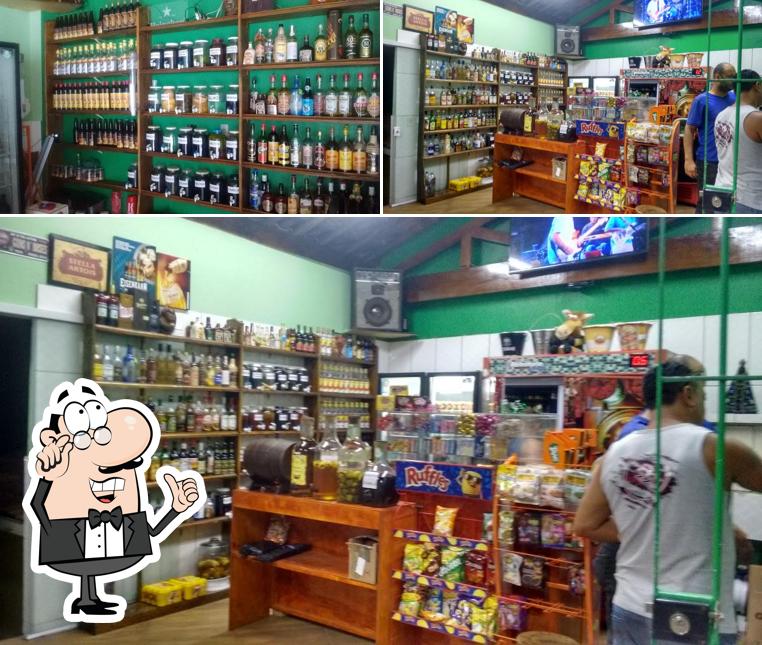 O interior do Bar Do Luciano