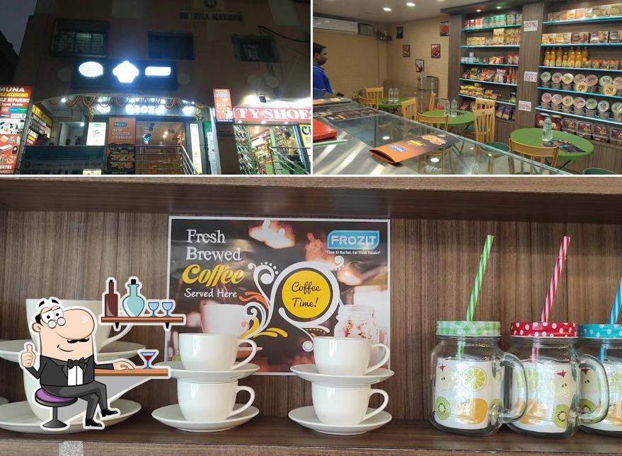 The interior of FROZIT