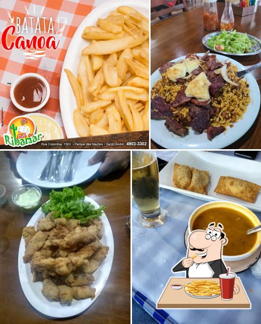 Prove batatas fritas no Restaurante Jabá do Ribamar