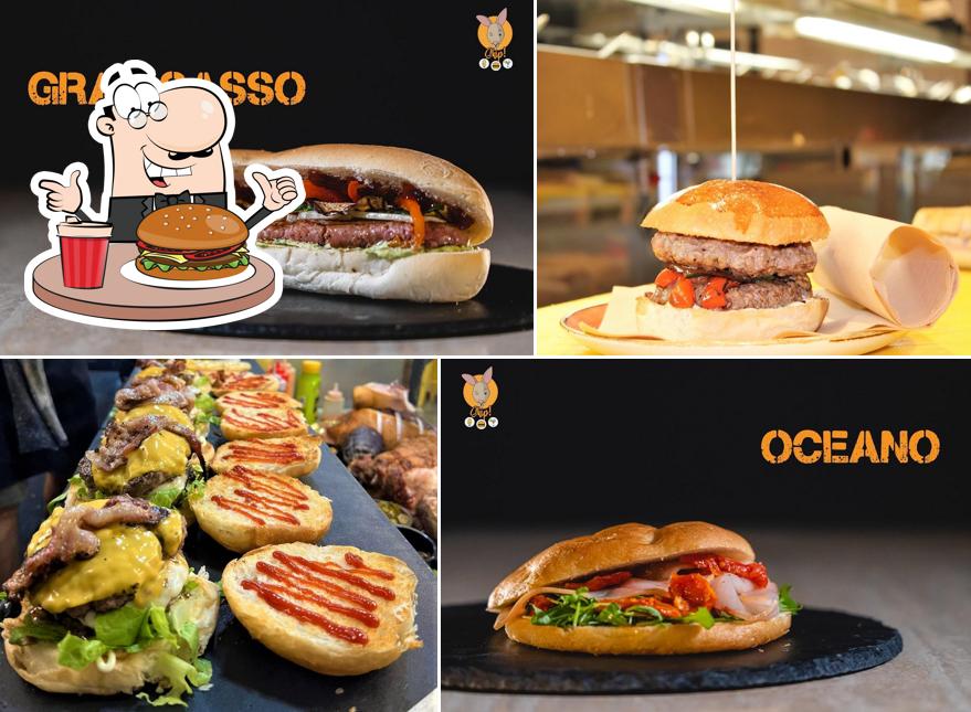 Concediti un bell'hamburger a Paninoteca Skip Livorno