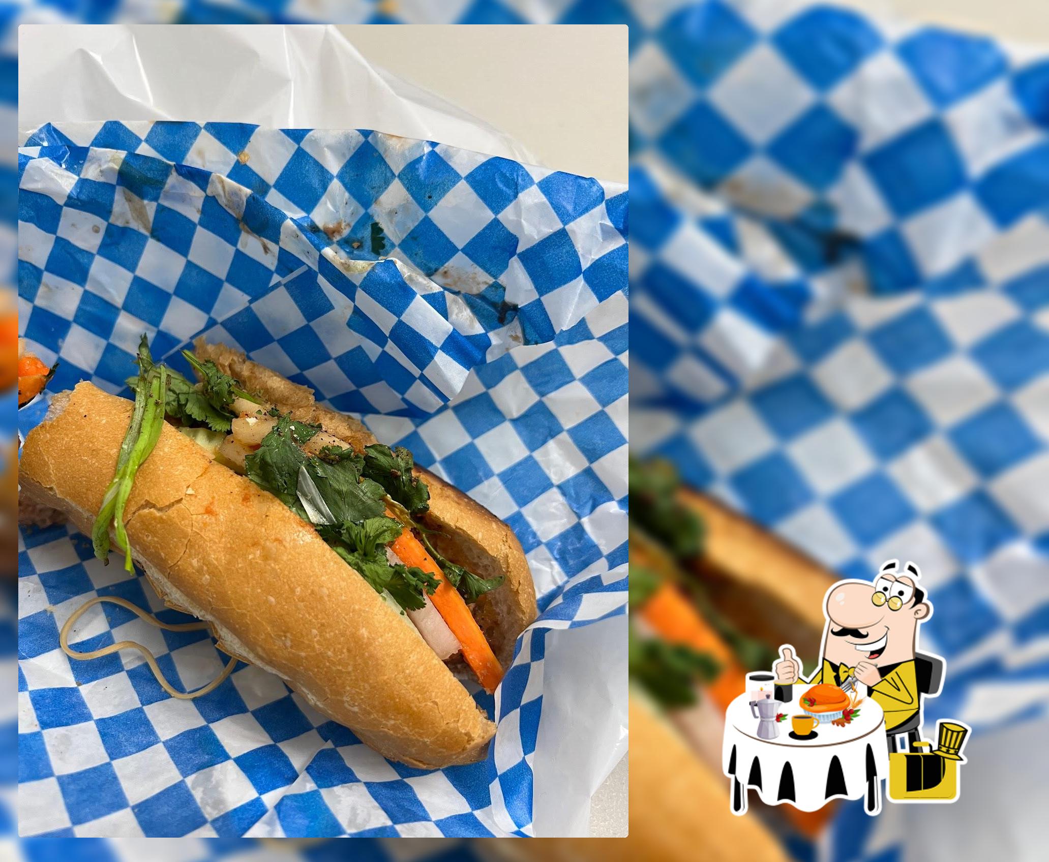 Banh Mi Tay Do, 2853 Jane St in Toronto Restaurant reviews