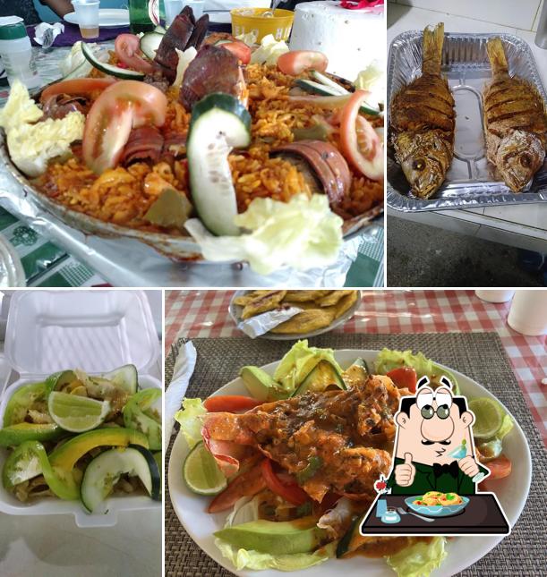 Meals at El Gordo Lambí