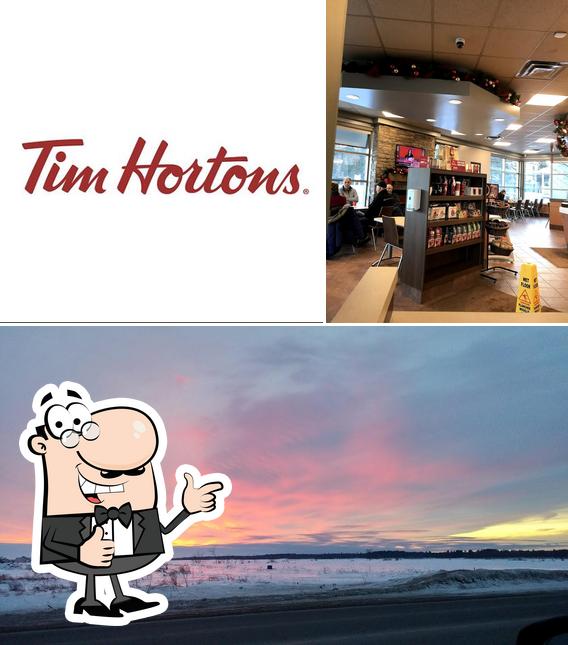 Взгляните на изображение ресторана "Tim Hortons"