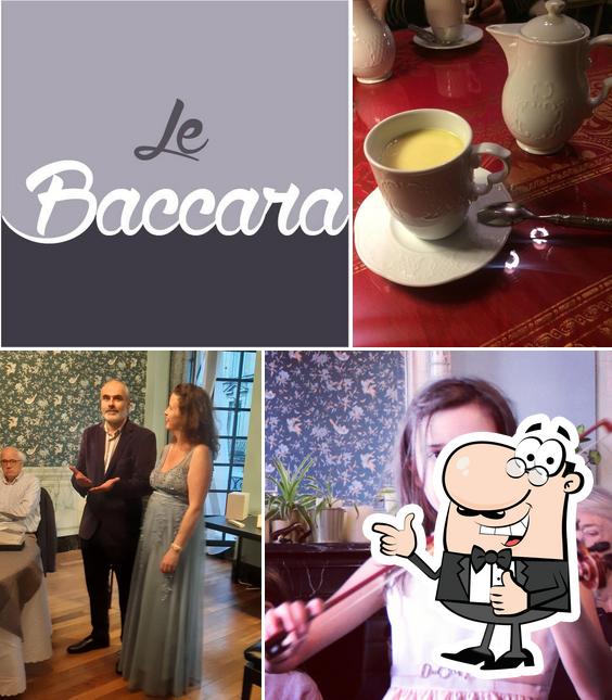 Regarder l'image de Au Baccara