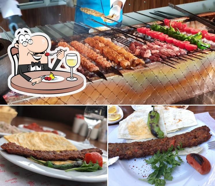 Food at Umit Usta Tarihi Adana Metrelik Kebap