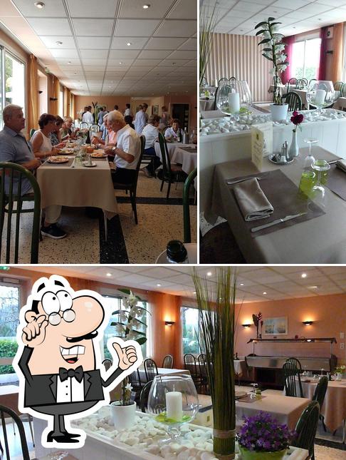 L'intérieur de Restaurant Les Chênes