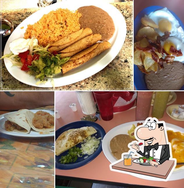 Еда в "Tenorio's Mexican Restaurant"