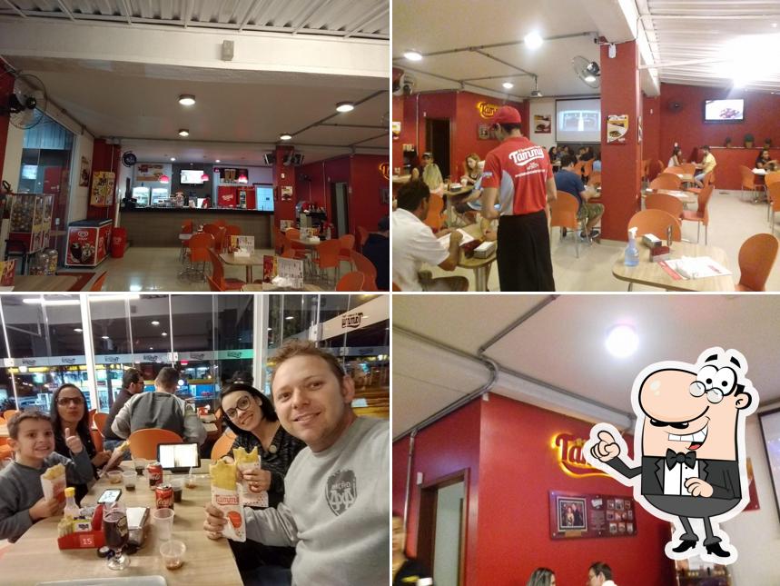 O interior do Tammy Pastelaria - J. Mesquita