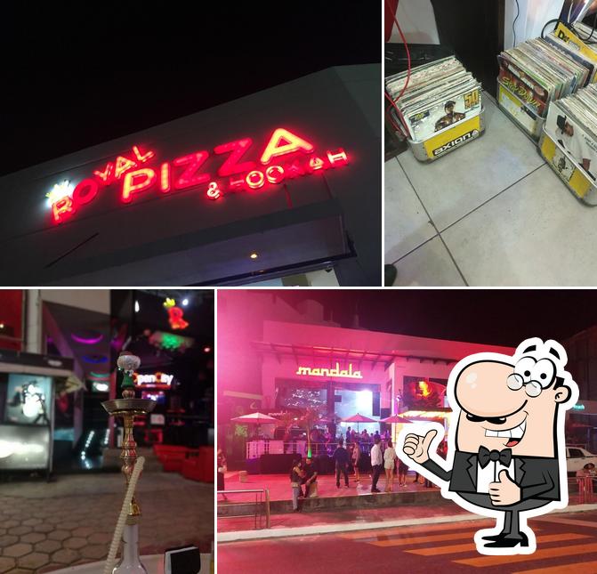 ROYAL PIZZA HOOKAH LOUNGE restaurant, Cancún Restaurant reviews
