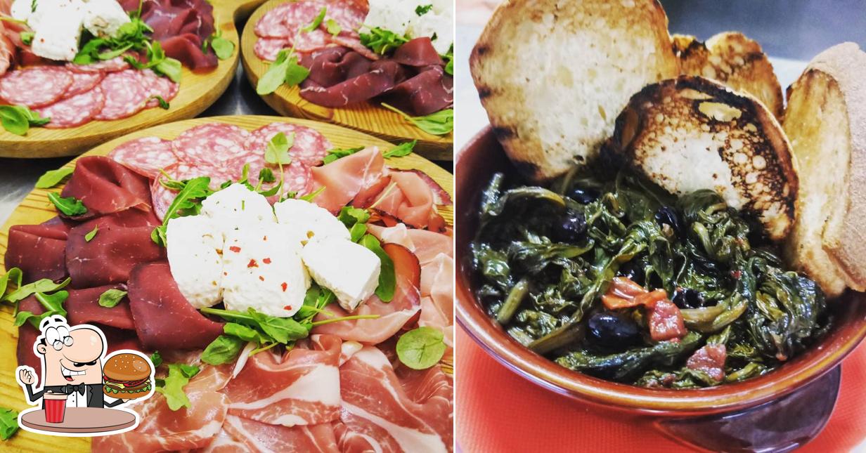 Ordina un hamburger a Antiche Tradizioni Ristorante Braceria