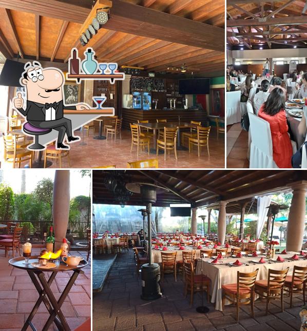 Restaurante Emilia, Santiago de Querétaro, Priv. de los Industriales