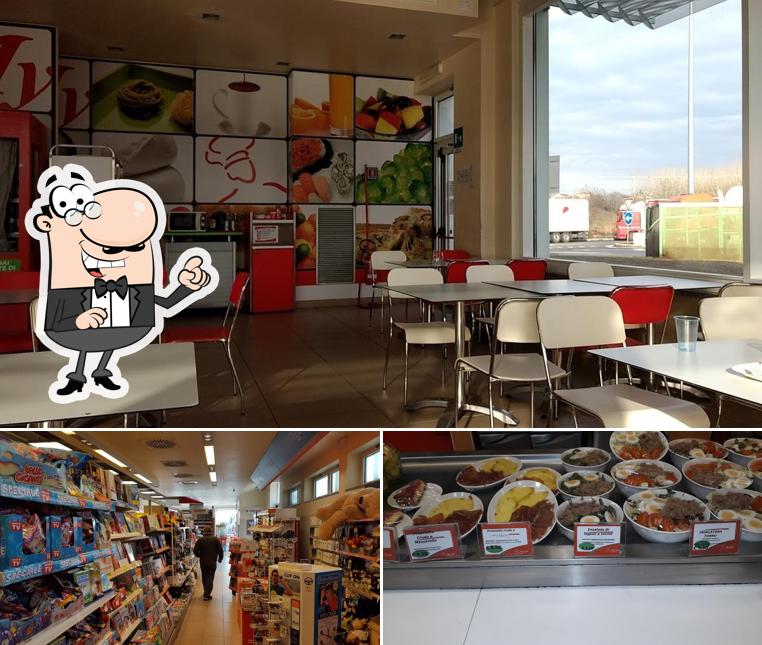 MyChef Crocetta Nord si caratterizza per la interni e cibo