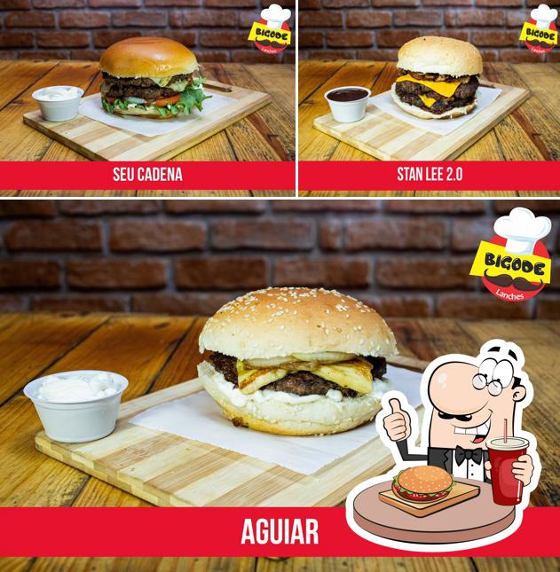 Os hambúrgueres do Daniel Pizzaria & Bigode Burger irão satisfazer uma variedade de gostos