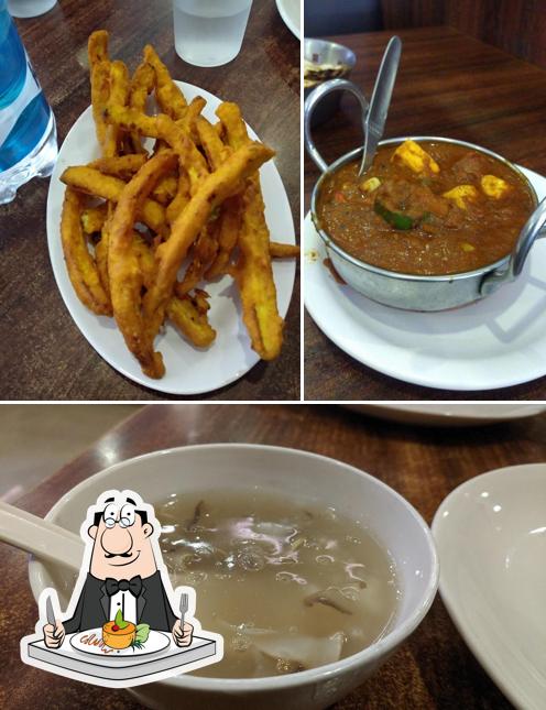 Food at Lemon Three Restaurant