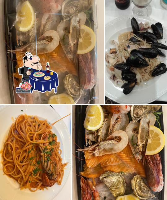 Gli ospiti di Ristorante Pizzeria San Martè Gilda, Luciano e figli dal1987 possono gustare vari piatti di mare