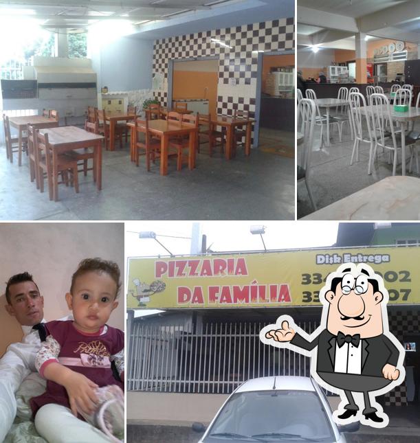 O interior do Pizzaria Da Família