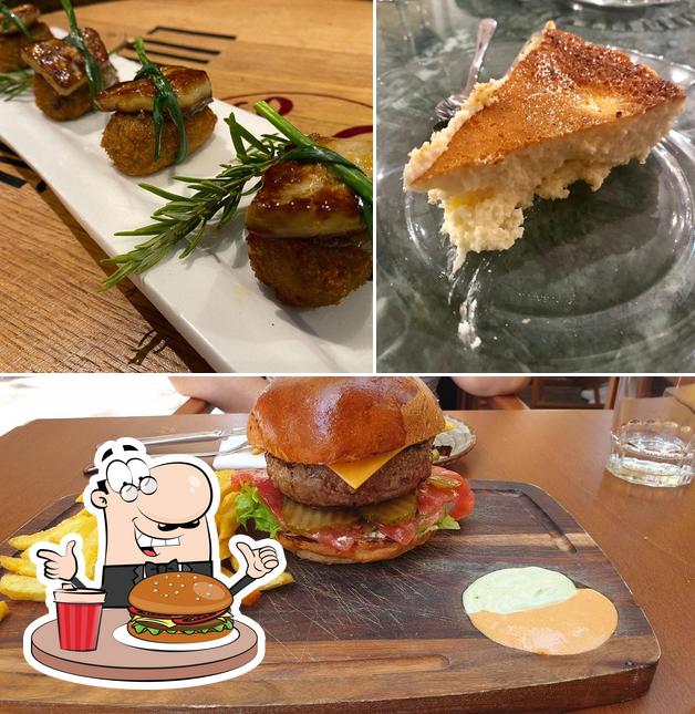 Try out a burger at Restaurante La Vasca