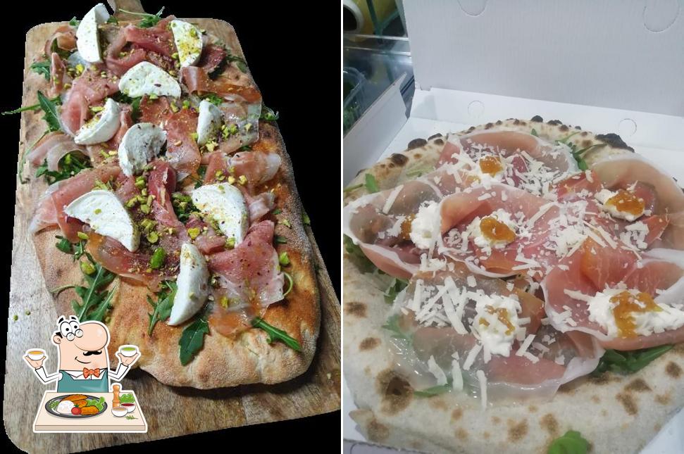 Food at Pizzeria Elite Pizza a Domicilio a Casteldaccia
