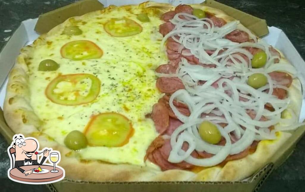 Platos en Pizza Planet