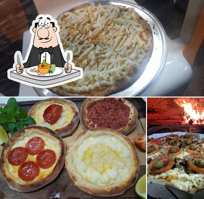 Comida em Pizzaria e Esfiharia Ricci´s